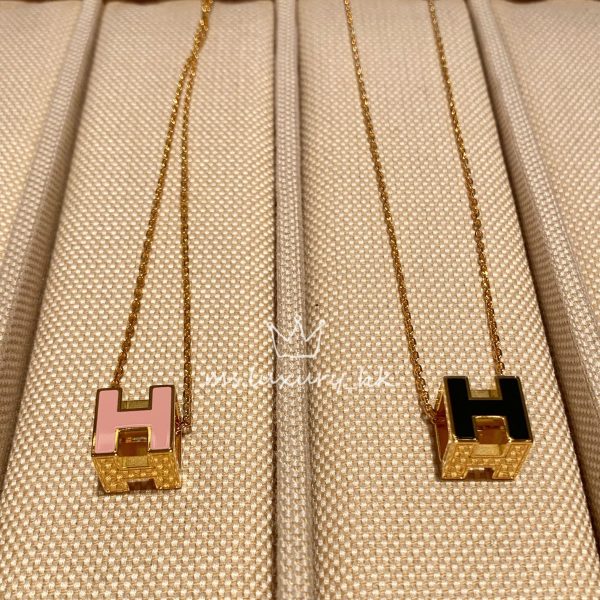 18K Cage D'H H Grey Necklace - Image 4