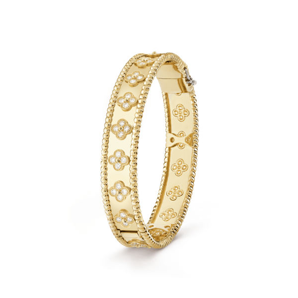 18K Yellow Gold Perlée Clovers Bracelet