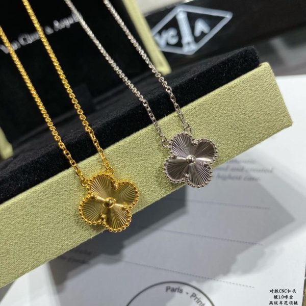 18K Vintage Alhambra Pendant Clover Necklace - 图片 6