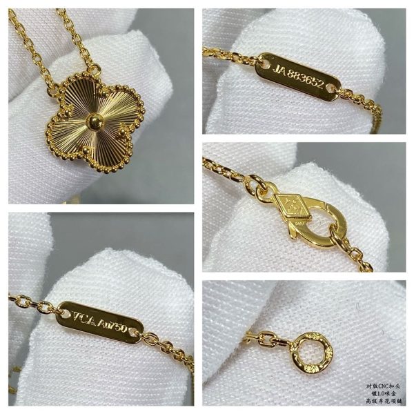 18K Vintage Alhambra Pendant Clover Necklace - Image 7