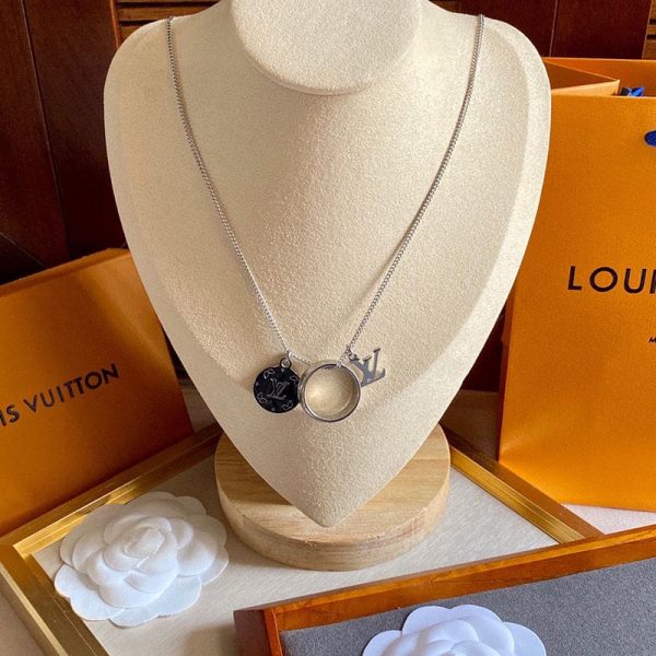 18K Louis Monogram Charms Necklace - 图片 9