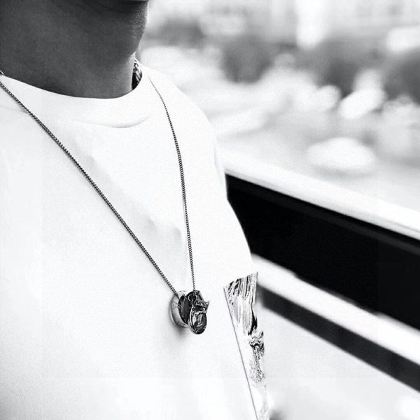 18K Louis Monogram Charms Necklace - 图片 10