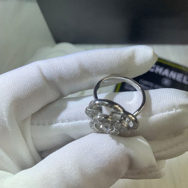 18K CC Fil De Camélia Ring - 图片 3