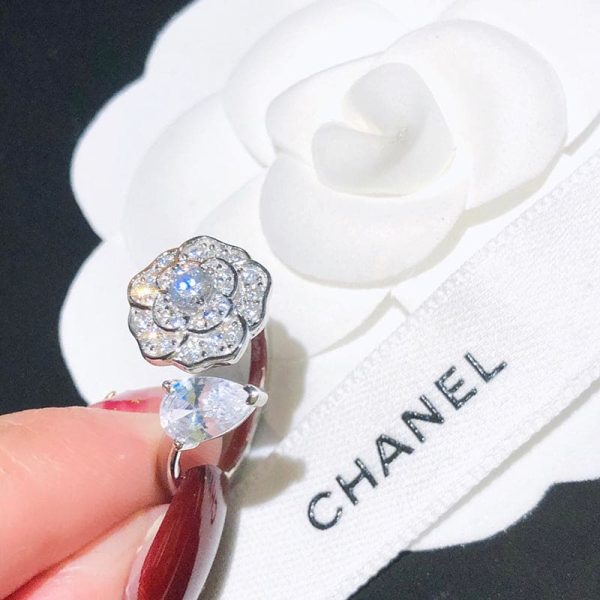 18K CC Diamond Camelia Precieux Ring - 图片 9