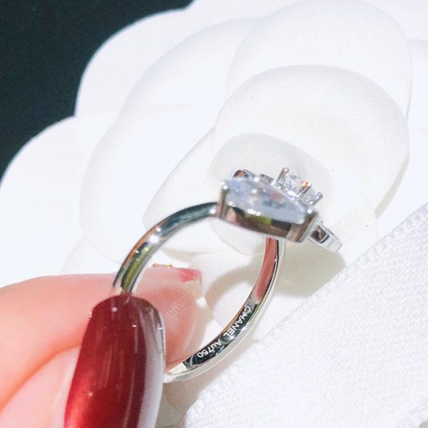 18K CC Diamond Camelia Precieux Ring - 图片 6