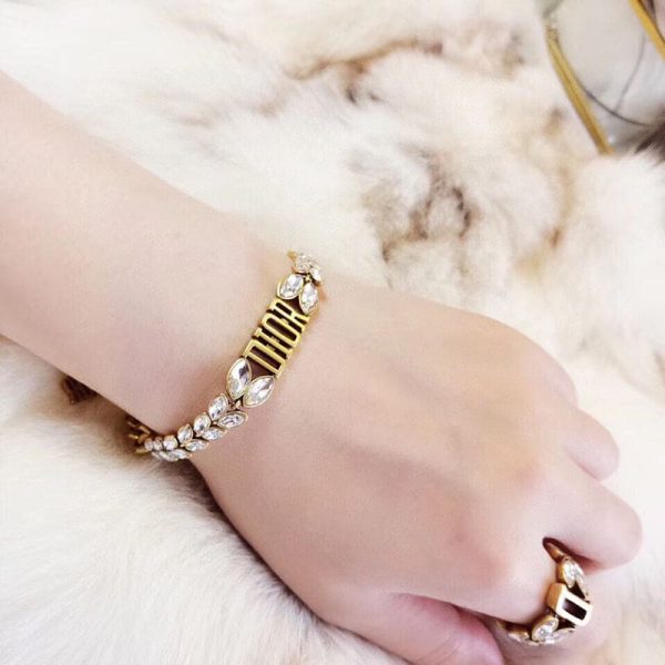 18K CD Revolution Crystals Gold Tone Bracelet - 图片 2