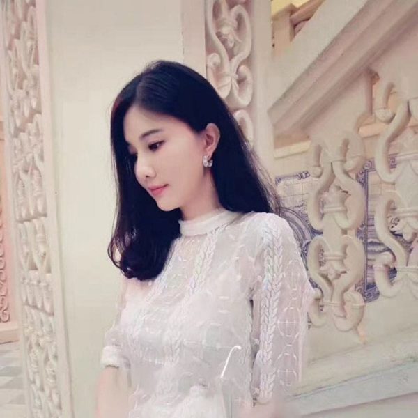 18K Perlée Clovers Hoop Earrings - 图片 6