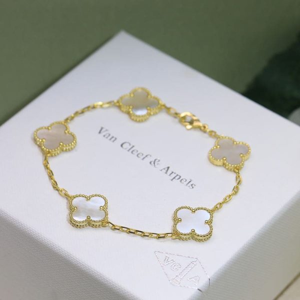 18K Vintage Alhambra Five Motifs Pearl Clover Bracelet - Image 7
