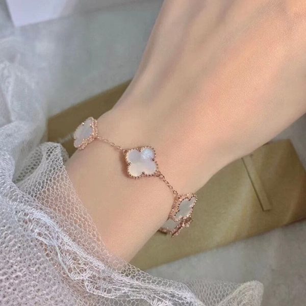 18K Vintage Alhambra Five Motifs Pearl Clover Bracelet - Image 4