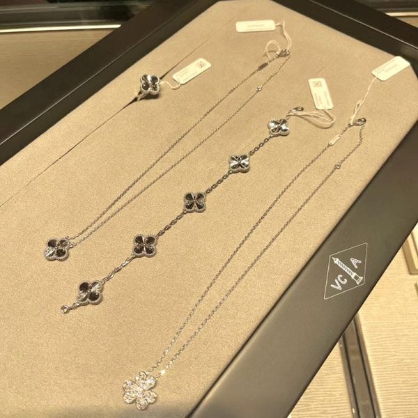18K Vintage Alhambra Five Motifs Clover Bracelet - 图片 6