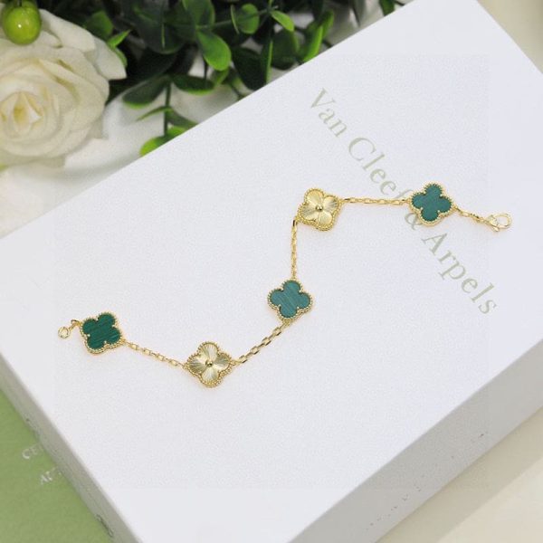 18K Vintage Alhambra Five Motifs Malachite Diamonds Clover Bracelet - Image 8
