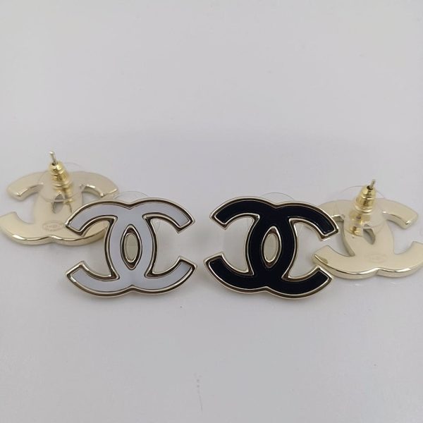 18K CC Black & White Earrings - Image 6