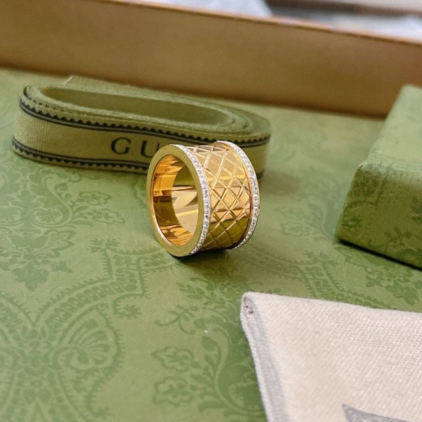 18K Double G Diamond Ring - Image 10