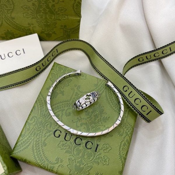 Double G Interlocking G Wide Ring - Image 7