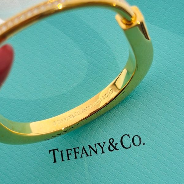 18K T Lock Bangle Full Pavé Diamonds Bracelet - 图片 11