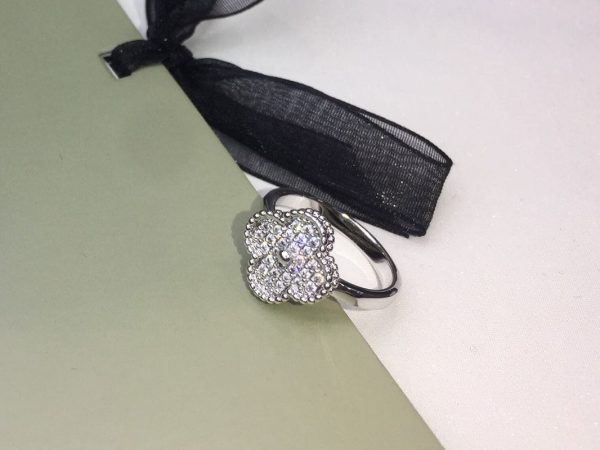 18K Vintage Alhambra Diamonds Ring - 图片 3