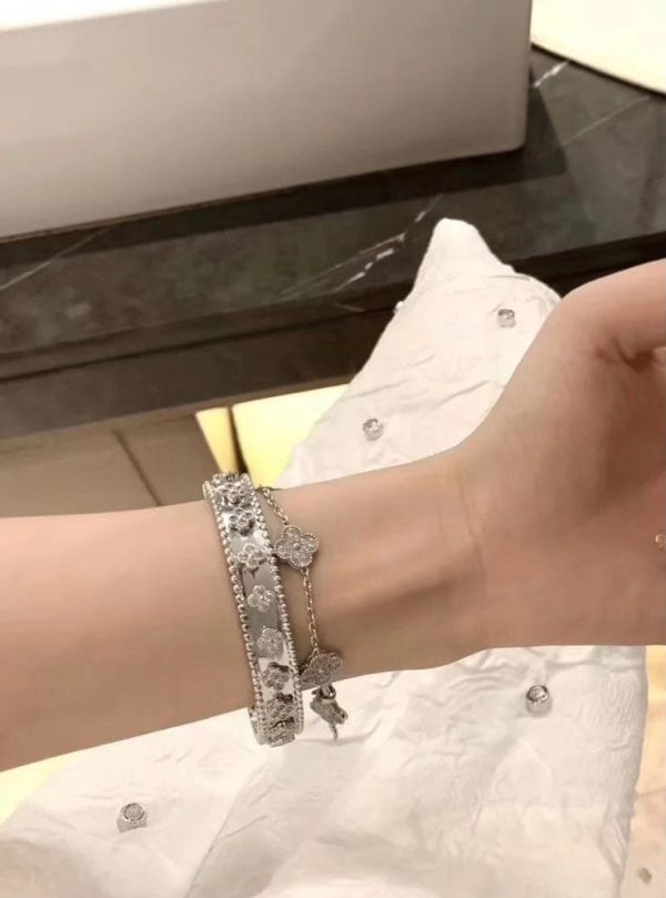 18K White Gold Perlée Clovers Bracelet - 图片 5