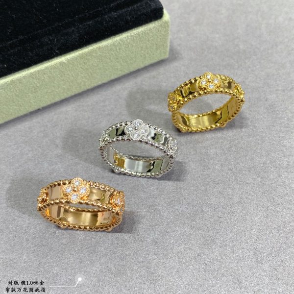 18K Yellow Gold Perlée Clovers Ring - Image 4