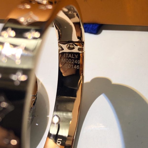 18K Louis Nanogram Cuff Bracelet - 图片 4