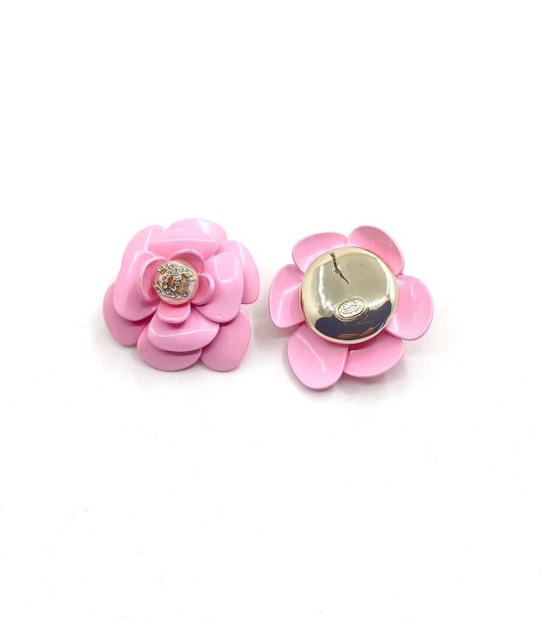 18K CC Pink Camellia Resin Earrings - 图片 3