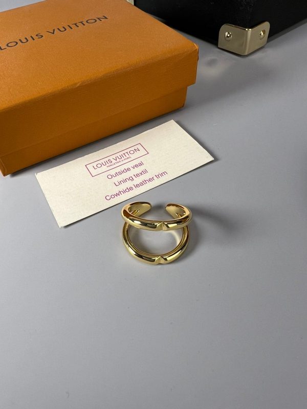 18K Louis Volt Upside Down Ring - 图片 6