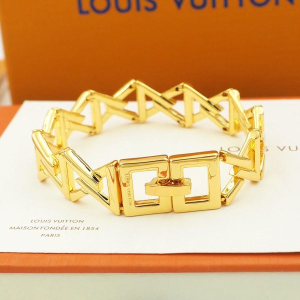 18K Louis Volt Curb Chain Large Bracelet - 图片 5