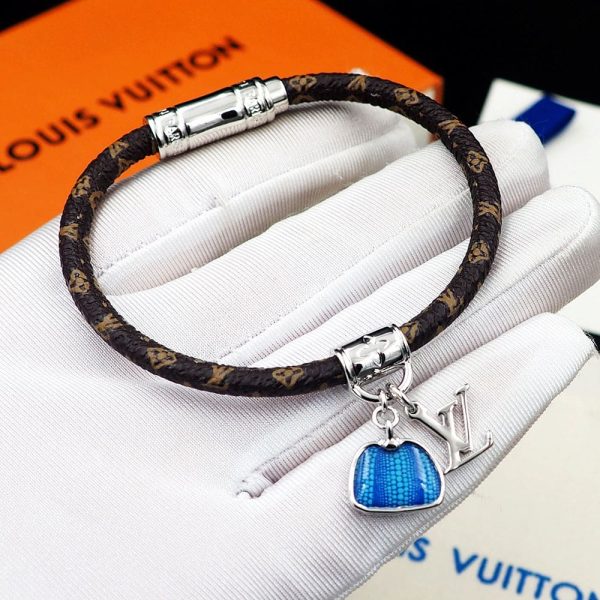 18K Louis x YK Hang It Bracelet - Image 5