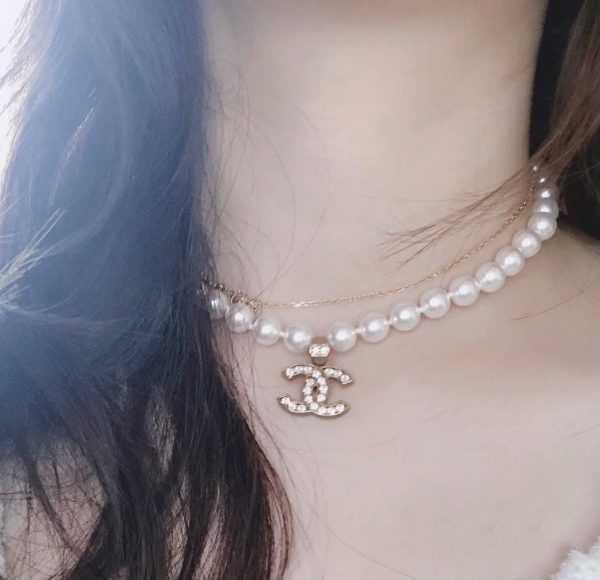 18K CC Diamonds Pearls Necklace - Image 3