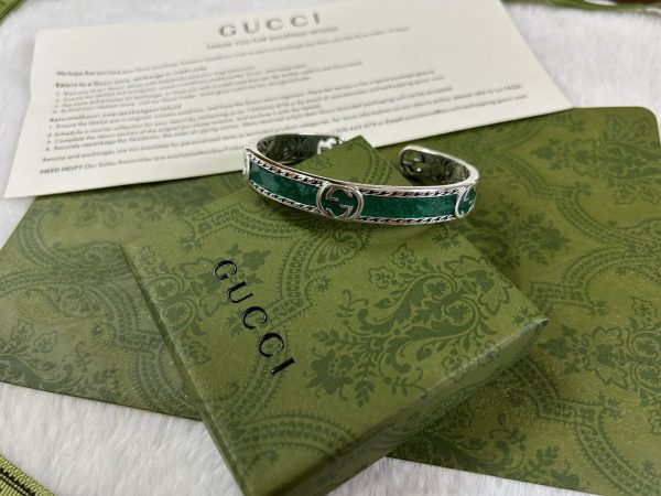 Double G Interlocking G Bangle Bracelet - Image 6