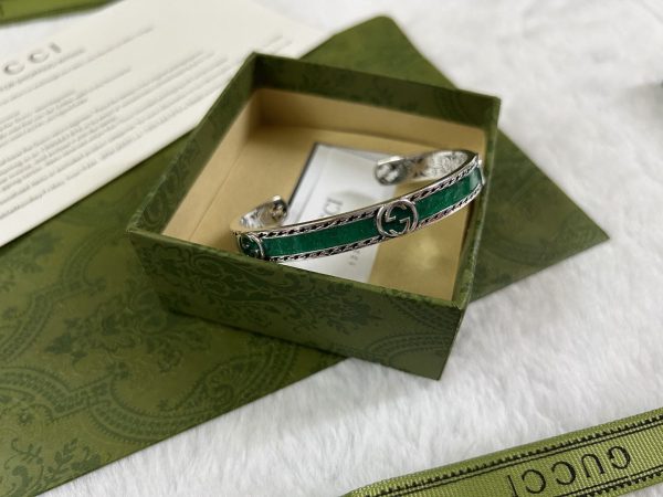 Double G Interlocking G Bangle Bracelet - Image 10