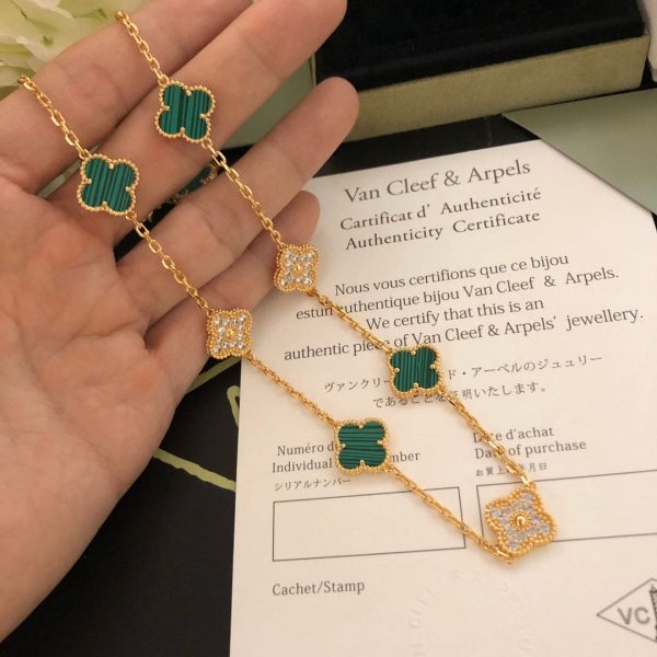 18K Vintage Alhambra Malachite Diamonds 10 Motifs Necklace - Image 6