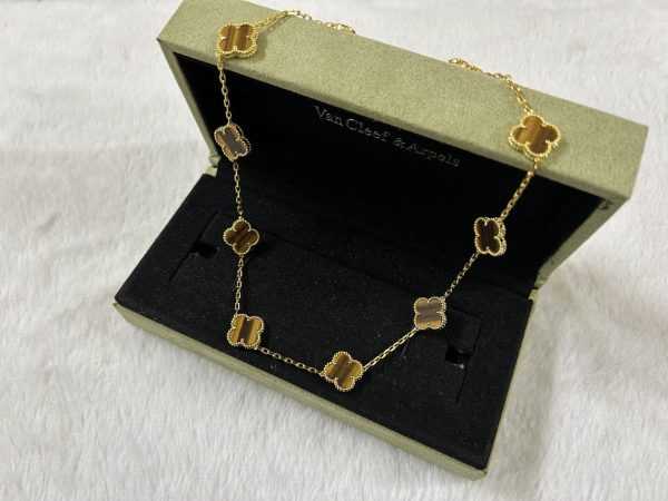 18K Vintage Alhambra Tiger Eye 10 Motifs Necklace - Image 5