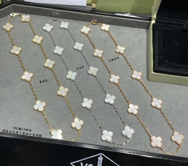 18K Vintage Alhambra Pearl 10 Motifs Necklace - Image 8