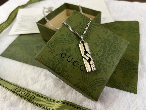 Double G Knot Pendant Necklace - 图片 9