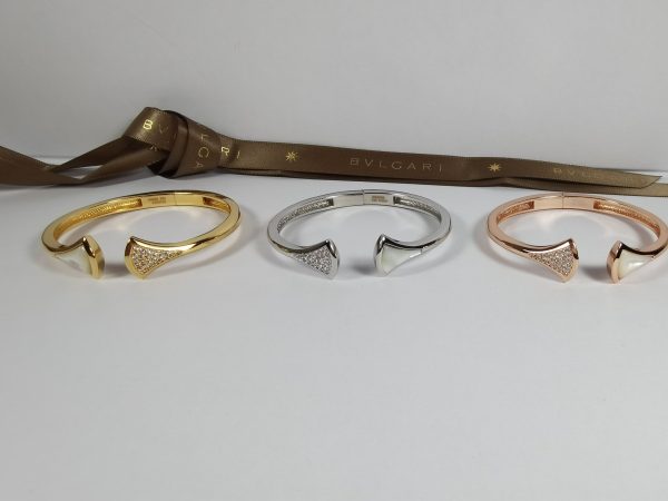18K BV DIVAS' DREAM Bangle Bracelet - Image 11