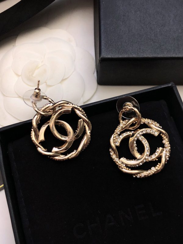 18K CC Round Diamond Earrings - 图片 3