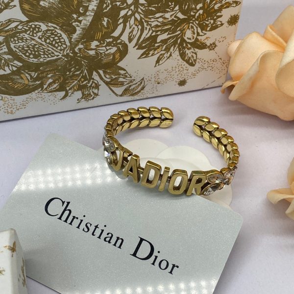 18K CD Crystal Open Cuff Bracelet - 图片 3