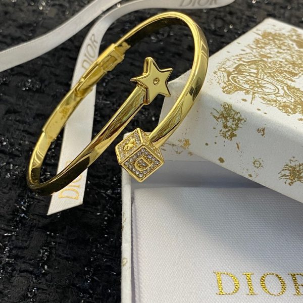 18K CD Star Open Cuff Bracelet - 图片 3