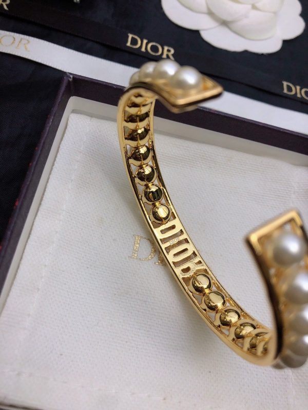 18K CD Pearl Open Cuff Bracelet - 图片 5