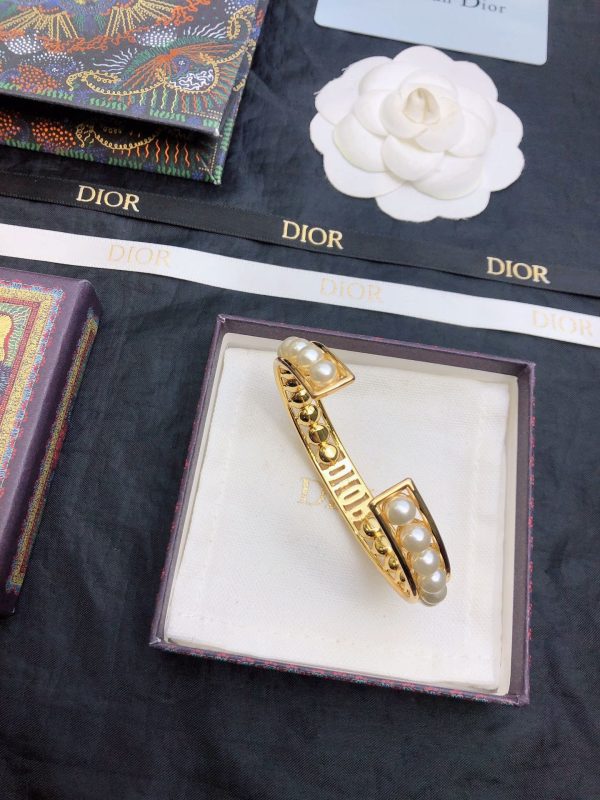 18K CD Pearl Open Cuff Bracelet - 图片 6