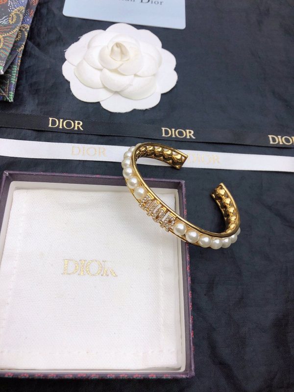 18K CD Pearl Open Cuff Bracelet - 图片 3