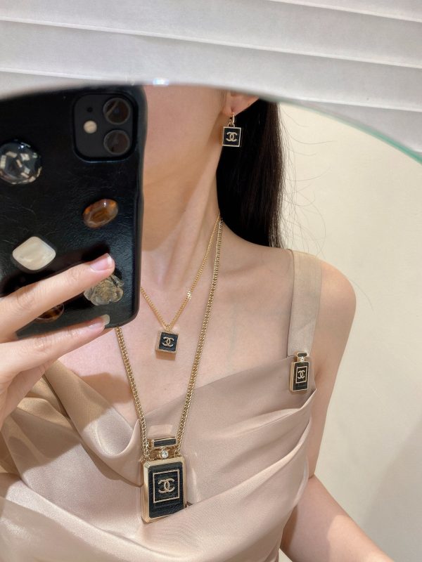 18K CC No.5 Perfume Pendant Vintage Necklace - 图片 5