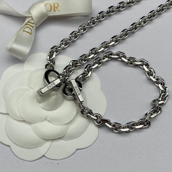 18K CD Lock Bracelet - Image 9