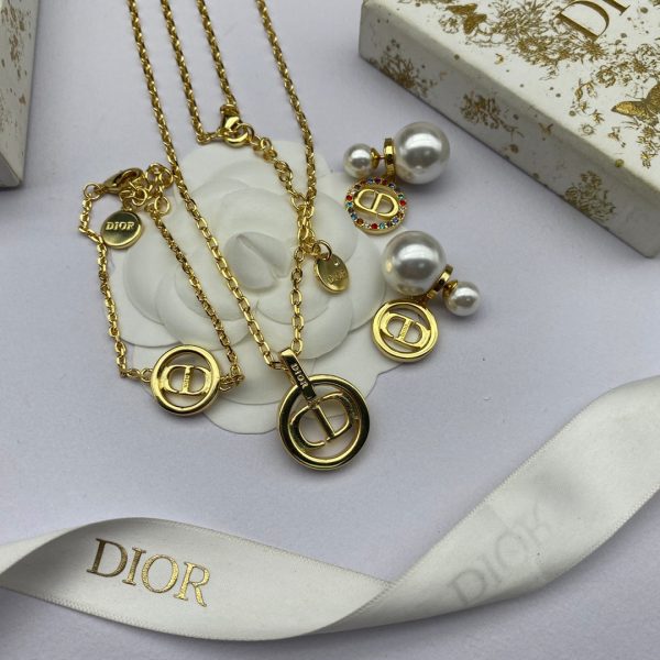 18K Petit CD Multicolor Crystals Necklace - 图片 8