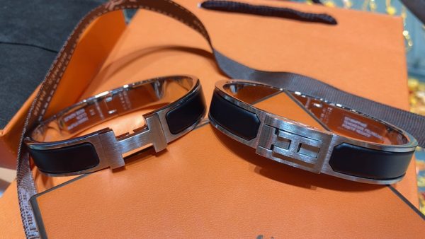 18K Jet Black H Bracelet - 图片 5