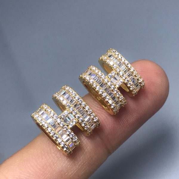 18K Pop H Diamonds Earrings - 图片 4