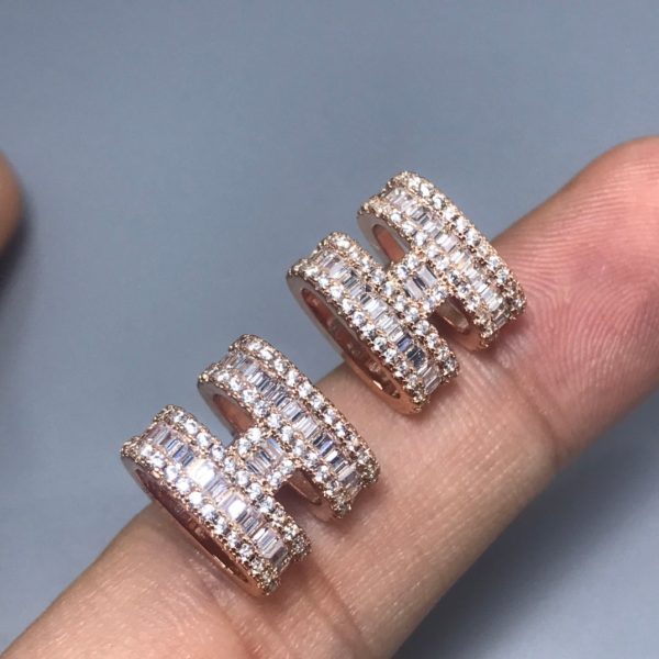 18K Pop H Diamonds Earrings - 图片 3