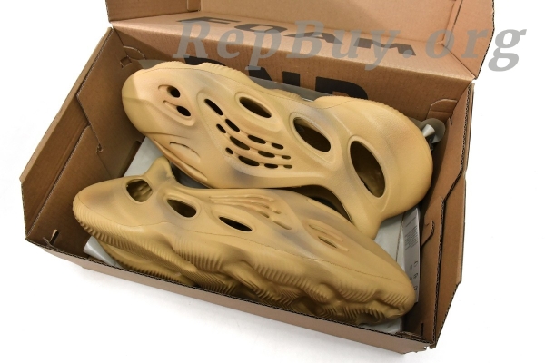 Top Version adidas Yeezy Foam Runner Desert Sand GV6843 - 图片 3