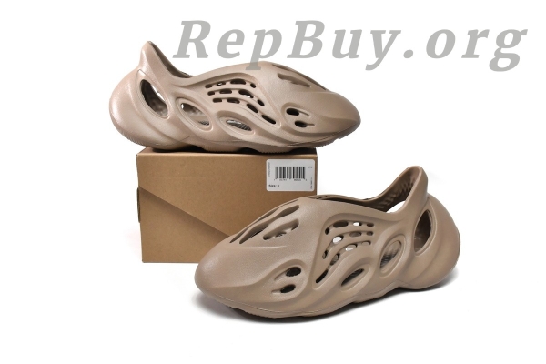 Top Version adidas Yeezy Foam Runner Mist GV6774 - 图片 2