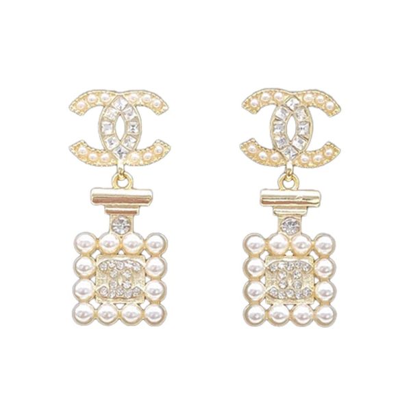18k CC Pearl Shape Earrings